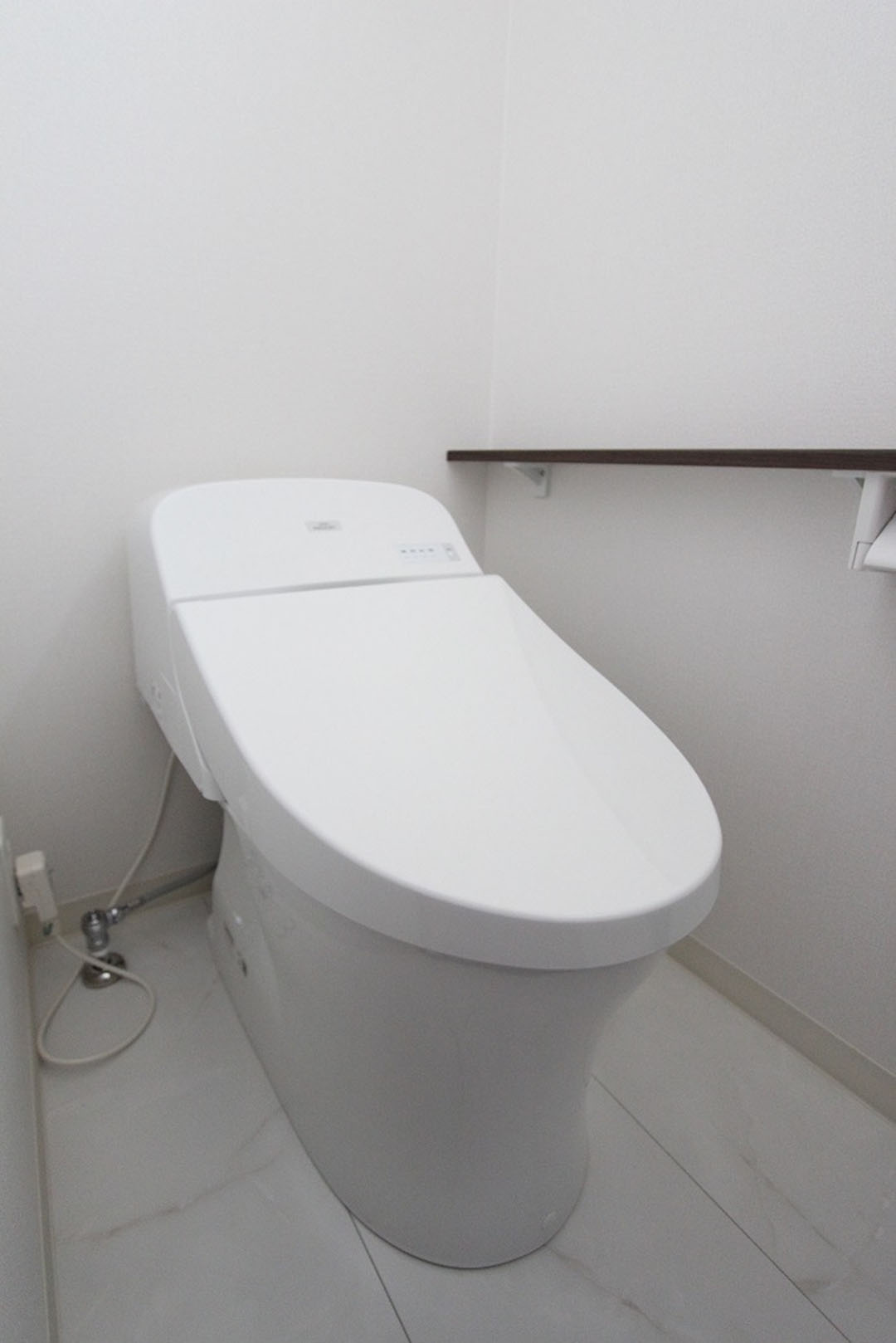グランステージくずは　スッキリとしたデザインのトイレの写真